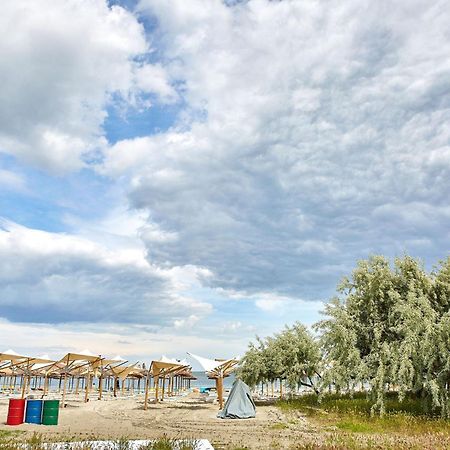 Summertime Tomis Villa Studio Mamaia Nord Năvodari Εξωτερικό φωτογραφία